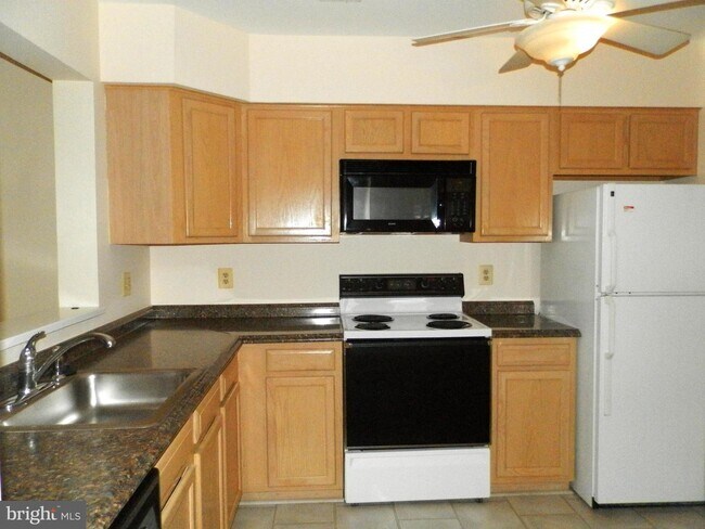 Building Photo - 4215 Mozart Brigade Ln
