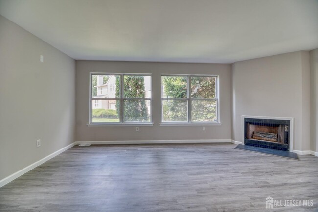 Building Photo - 149 Keswick Dr