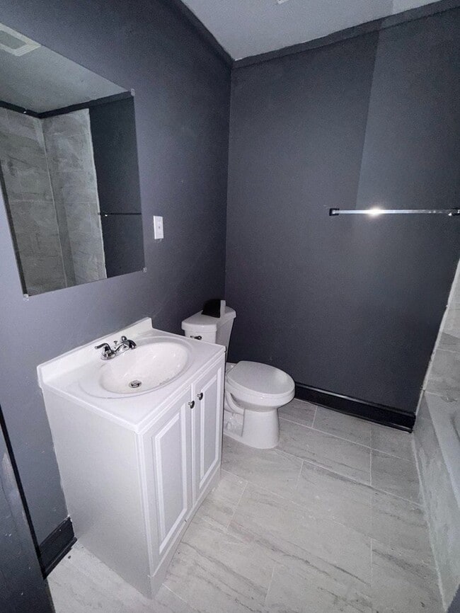 Building Photo - Welcome to Your Dream Home!