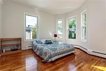 Building Photo - 309 Elm St
