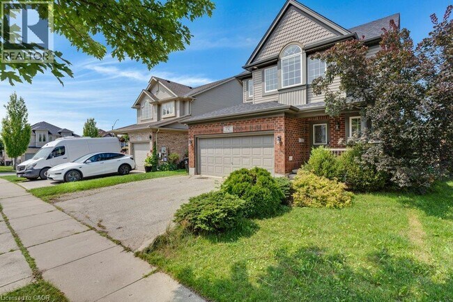 Photo du bâtiment - 76 Renner Dr