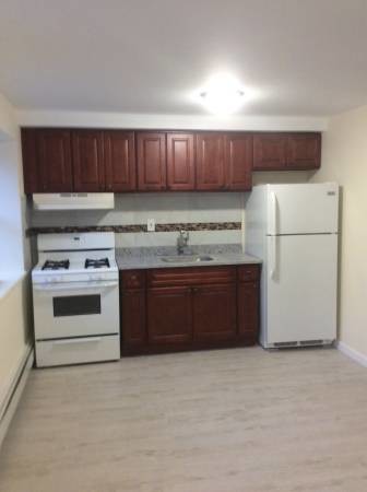 Primary Photo - 771 Essex St