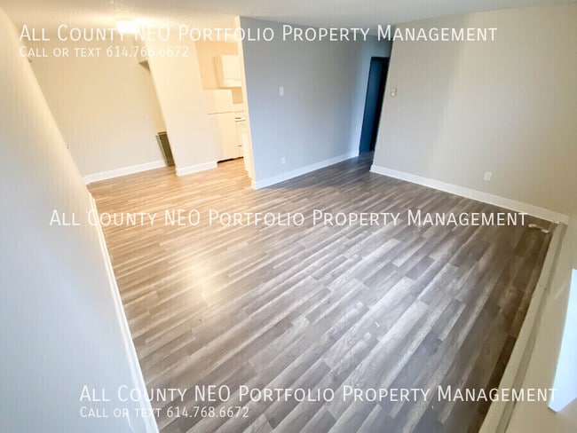 Building Photo - 915 S Court St