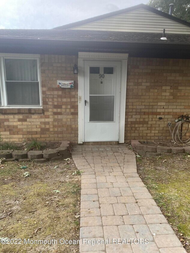 90 Belinda Ct, Brick Township, NJ 08724 Condo for Rent in Brick