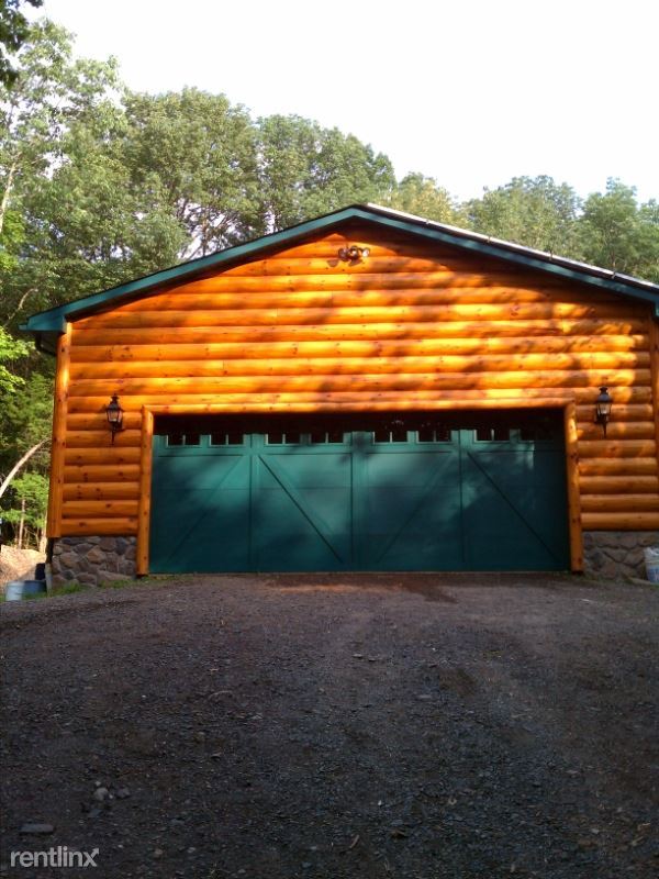 Building Photo - 3 br, 2 bath House - 39 Stompf Tavern