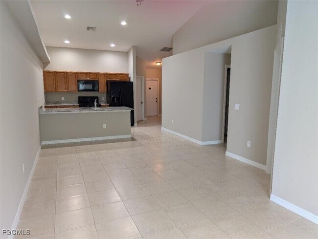 Foto del edificio - 4712 SE 4th Pl