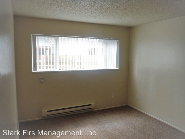 Building Photo - 16836 SE Stark St