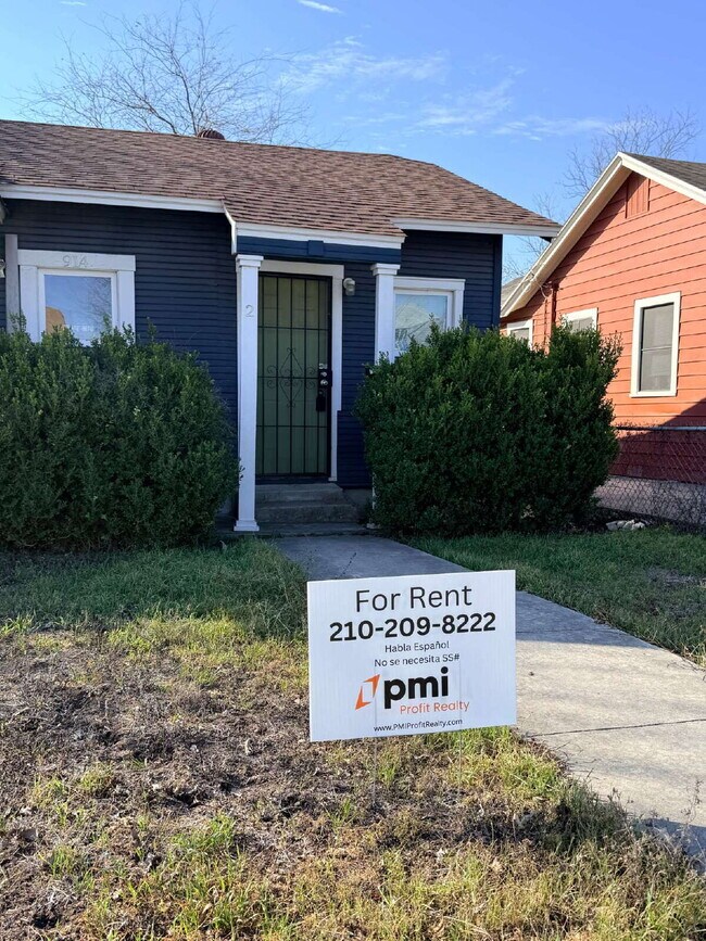 Building Photo - 914 Clower