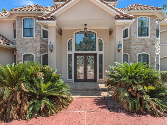 Building Photo - 19362 Riverwalk Dr