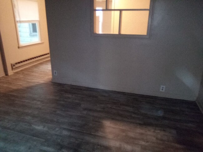 Foto del edificio - LOWER SOUTH HILL GEM NEAR ROCKET BAKERY