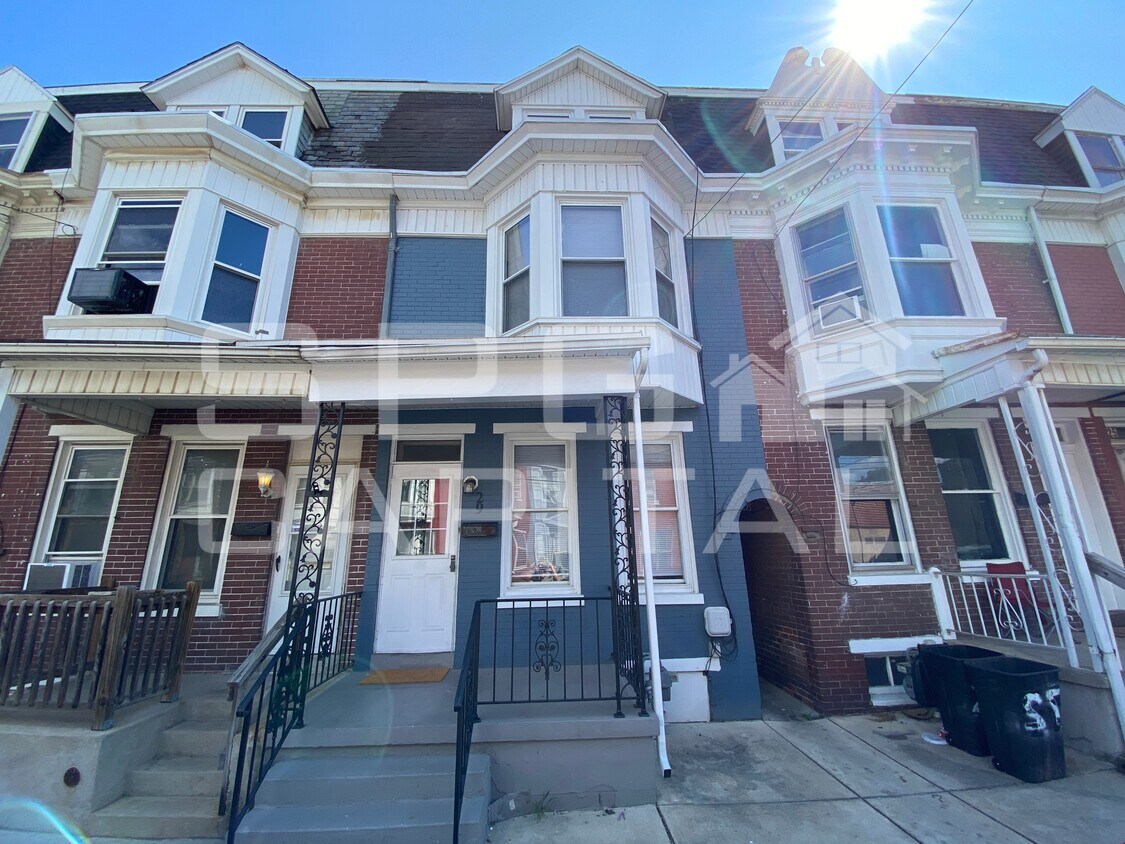 Primary Photo - 29 N Sherman St