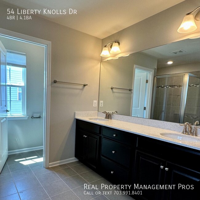 Building Photo - Just like NEW 4 Bed / 4.5 Bath Home in Sta...