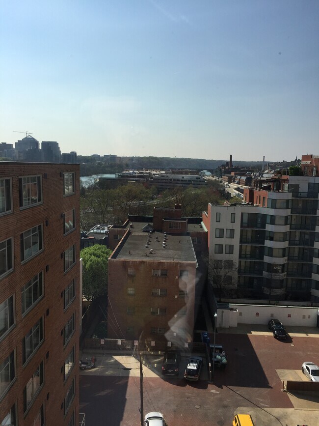 Foto del edificio - 950 25th St NW
