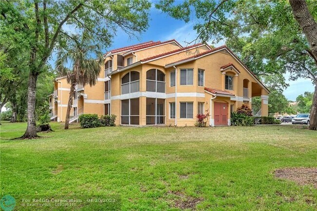Building Photo - 2445 NW 33rd St