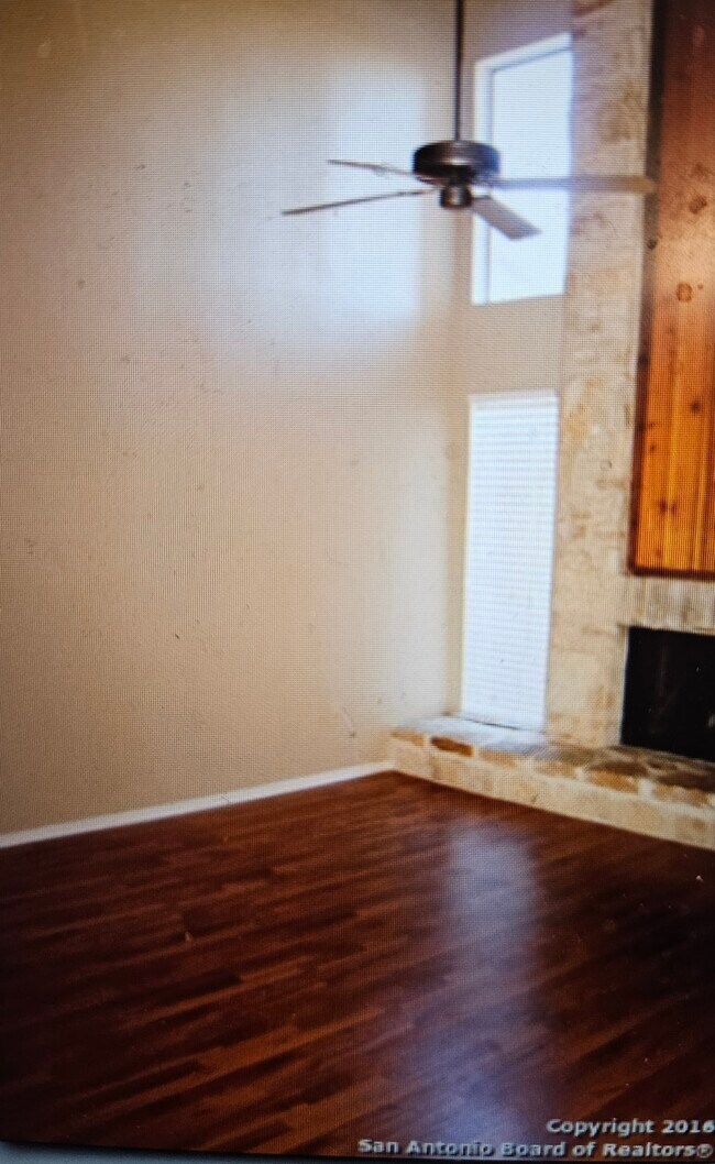 Foto del edificio - 3843 Barrington St