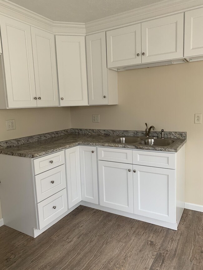 Foto del edificio - 3721 Arlington Dr