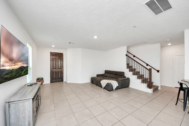 Building Photo - 23434 Stahl Creeks Ln