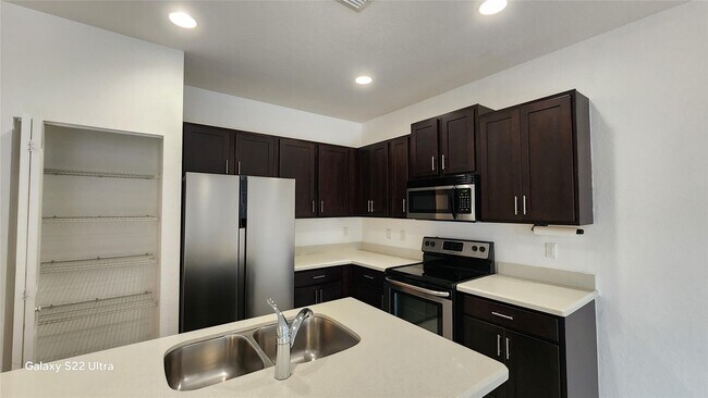 Foto del edificio - 3364 NW 10th Ave