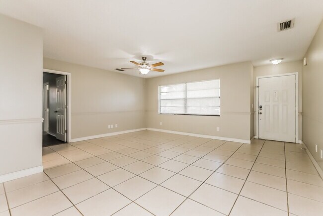 Foto del edificio - 2926 W Campbell Rd