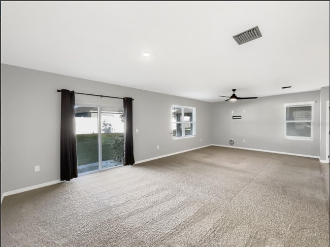 Building Photo - 3013 Tansy St