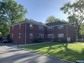 Building Photo - 171-183-183 Fort Lee Rd