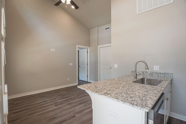 Foto del edificio - 2 Bed 2 Bath Home in Fayetteville!