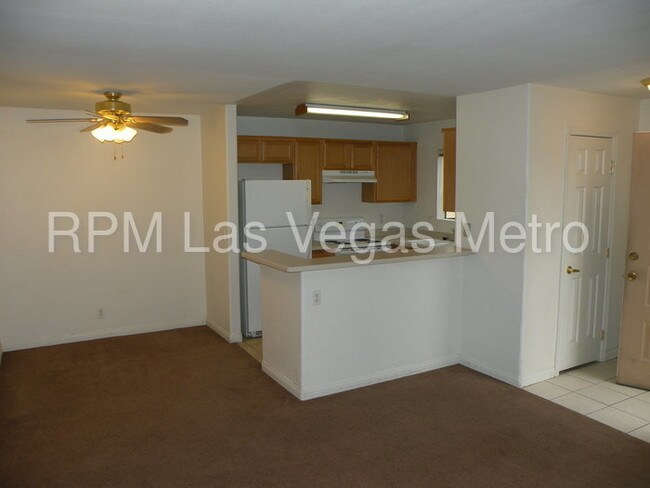 Building Photo - 2971 Juniper Hills Blvd