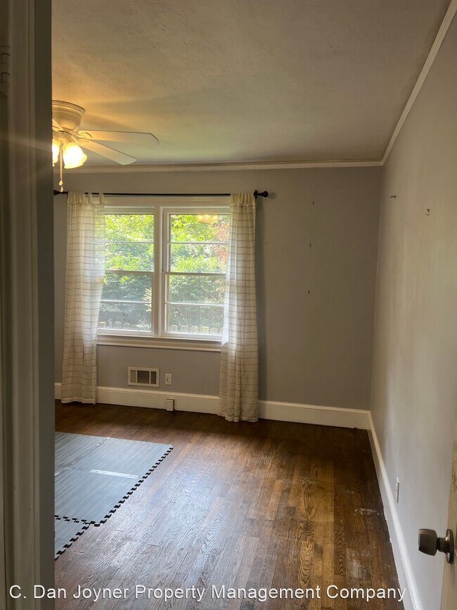 Building Photo - 3 br, 2 bath House - 10 Arcadia Circle