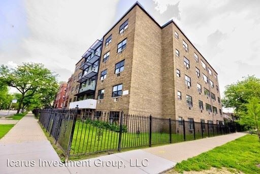 Primary Photo - 7700 S South Shore Dr