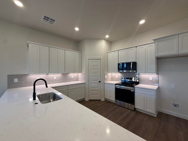 Foto del edificio - 3001 138th Pl