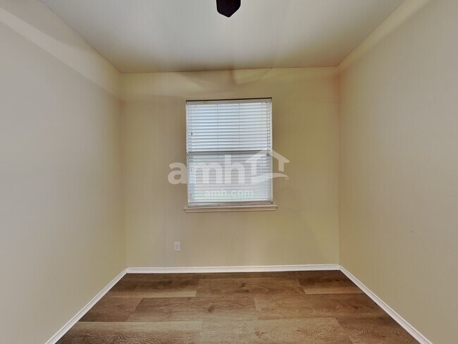 Foto del edificio - 1941 Wild Horse Way