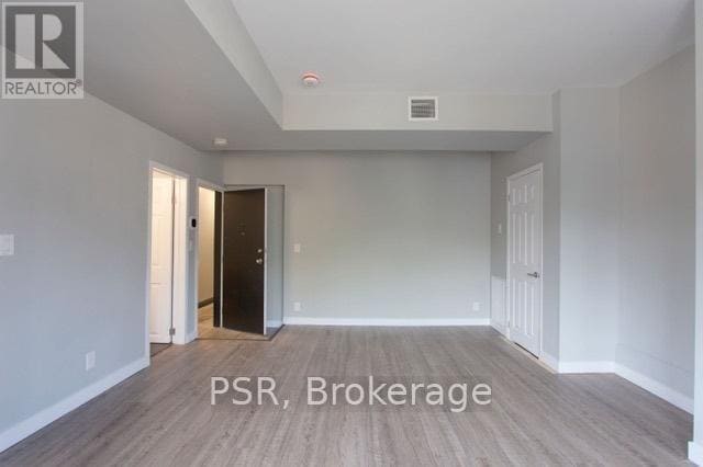 Building Photo - 205-205 Gerrard St E