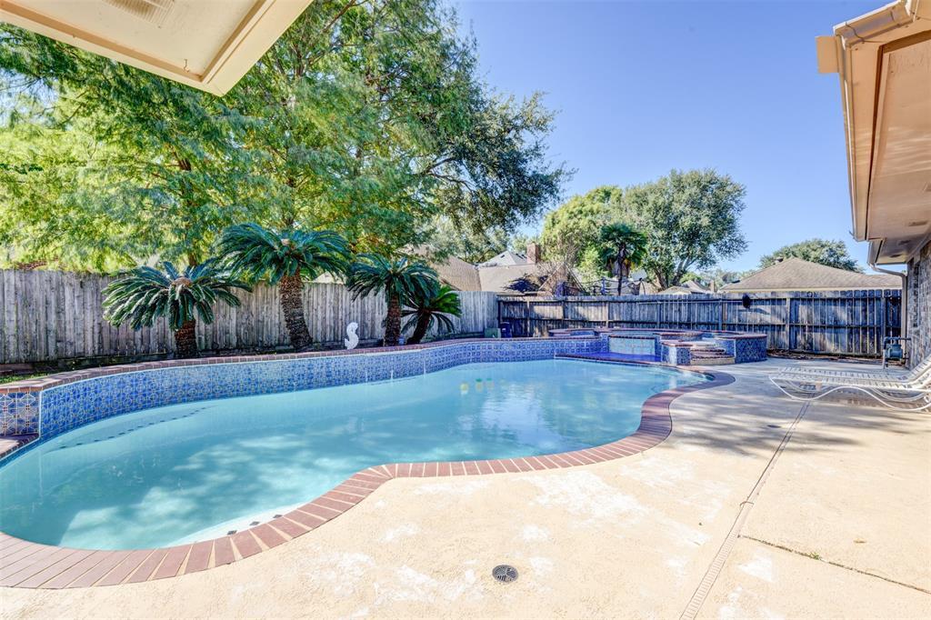 Foto principal - 6502 Inverness Way