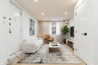 Building Photo - 704 Eighth Avenue