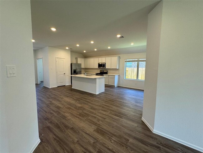 Building Photo - 3606 Oakvale Dr
