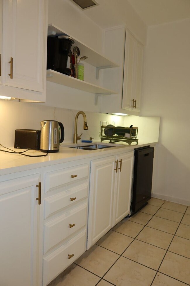 Foto del edificio - Pre-Lease - Beautiful 3 Bedroom 2 1/2 Bath...