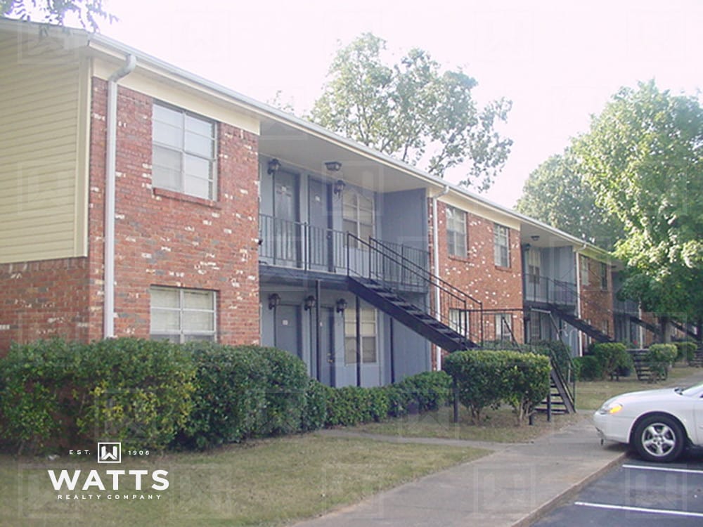 660 S Parkell Ave, Hueytown, AL 35023 Room for Rent in Hueytown, AL