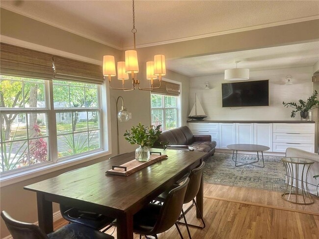 Foto del edificio - 2836 Dakota Ave S