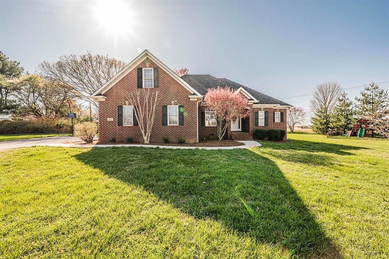 Primary Photo - 3628 Summer Breeze Ct