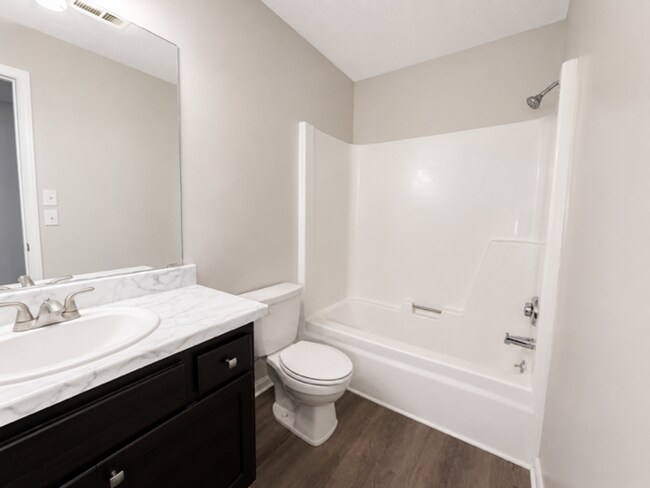 Foto del edificio - 4414 Bonnell Dr NW
