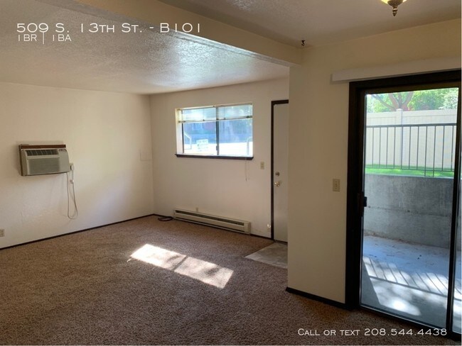 Building Photo - 509 S 13th St #B101