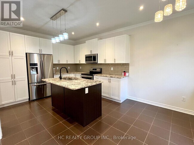 Building Photo - 340 Hartwell Way
