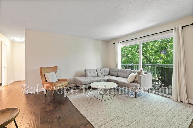 Building Photo - 755 14th Avenue - 216
