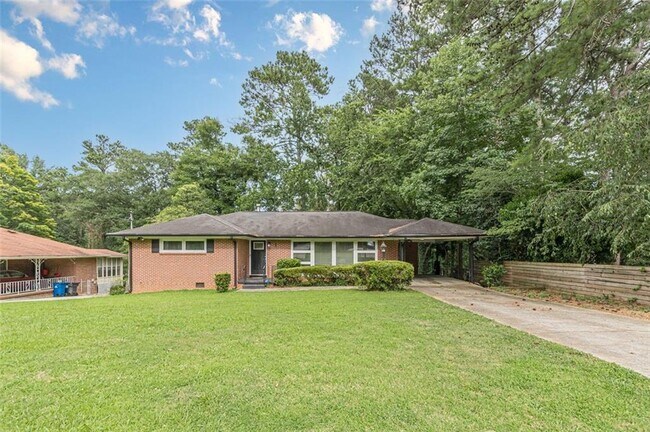 Building Photo - 2314 Bryant Dr