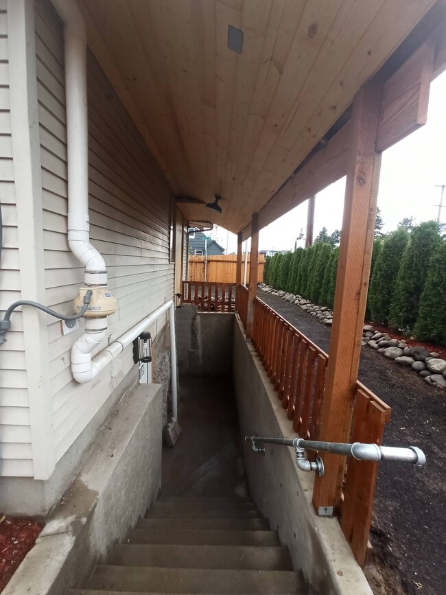 Building Photo - 4510 SE 99th Ave