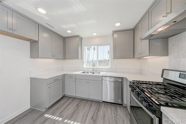 Foto del edificio - 9124 Huntington Dr