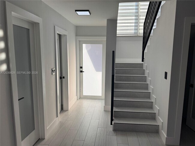 Foto del edificio - 6653 SW 140th Ave