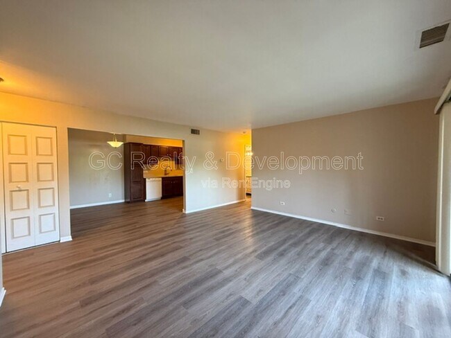 Foto del edificio - 621 Tralee Ct