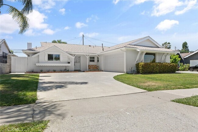 Building Photo - 612 Ruby Dr