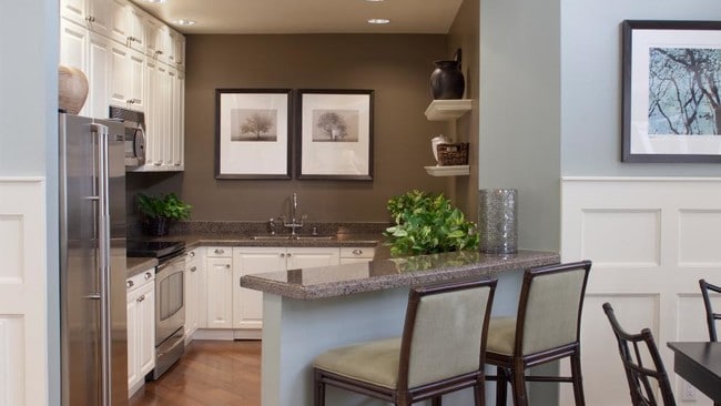 Creekside Village Resident Lounge - Creekside Village